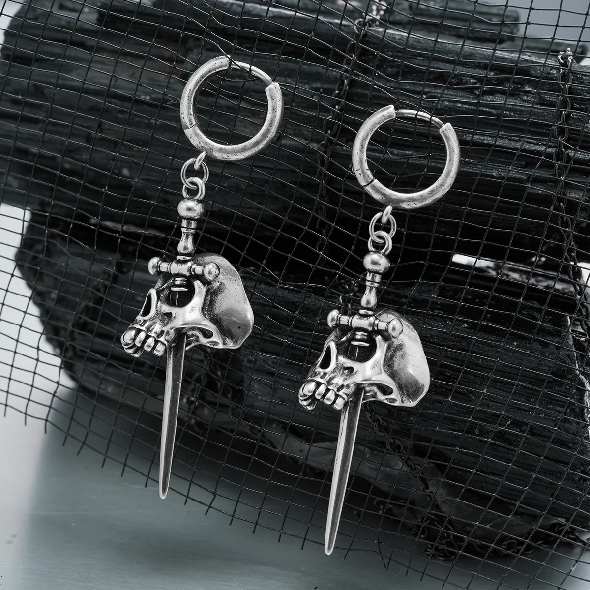 SKULL DAGGER EARRINGS