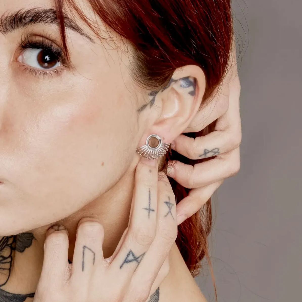 SYMMETRICAL RADIANCE TUNNELS