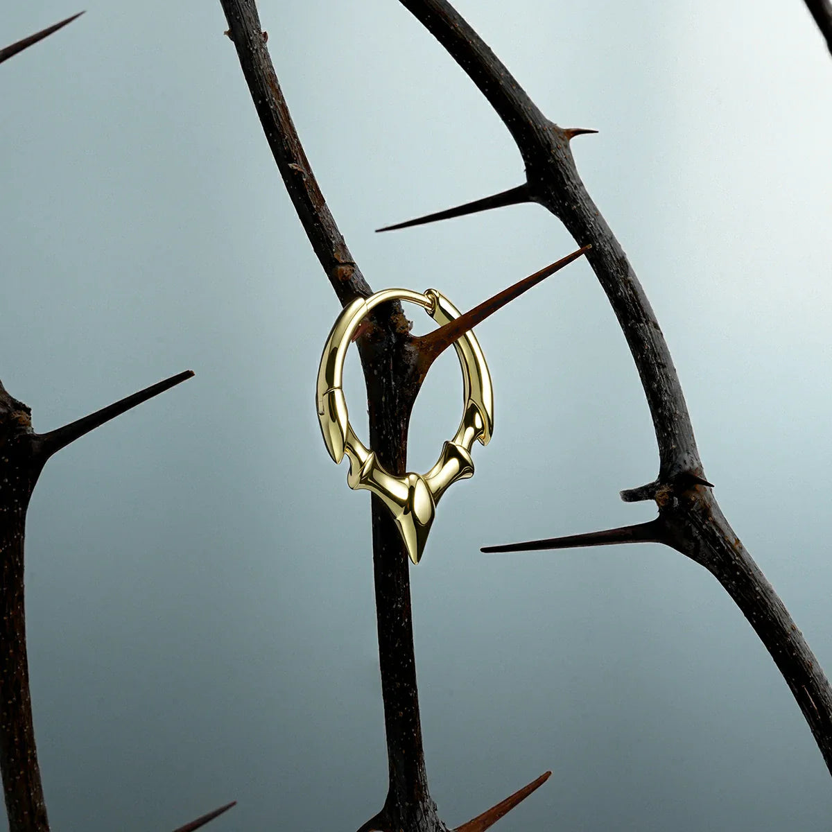 FANG CREST HOOP EARRINGS