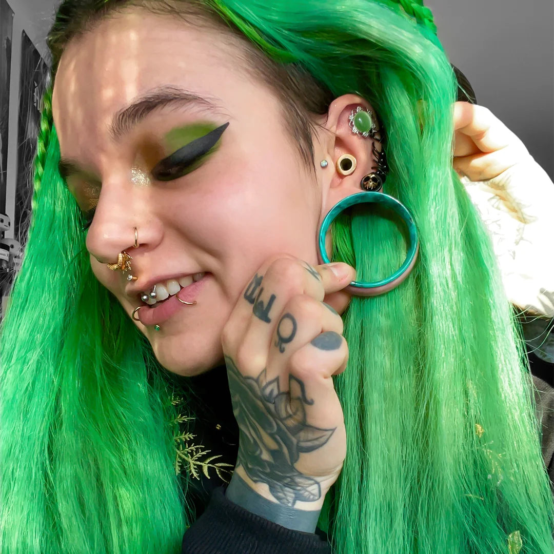 VIBRANT MARBLE PLUGS