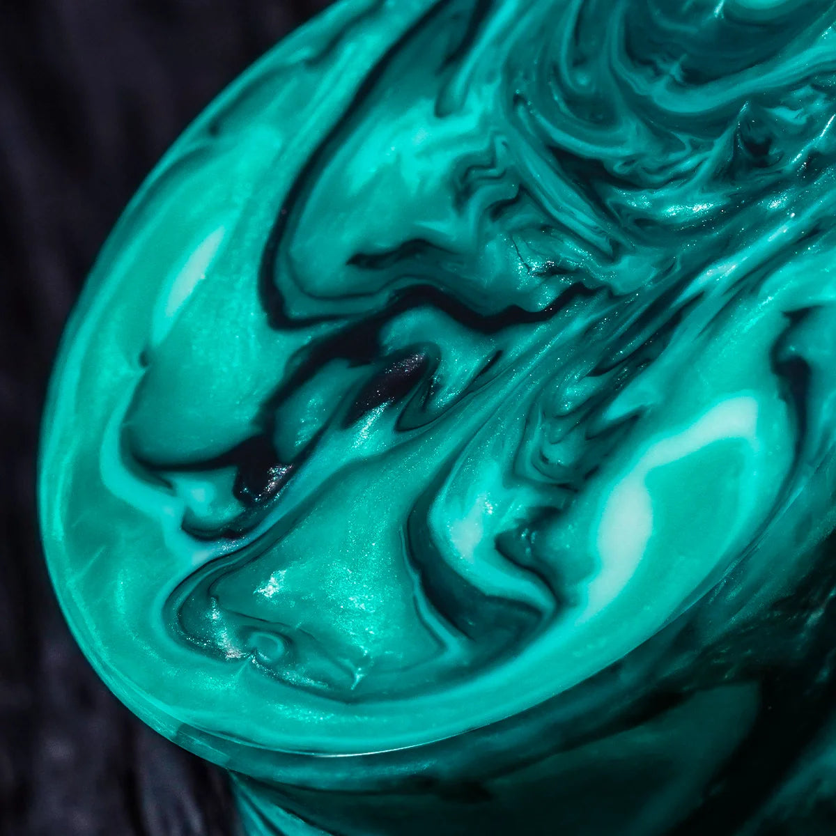 VIBRANT MARBLE PLUGS
