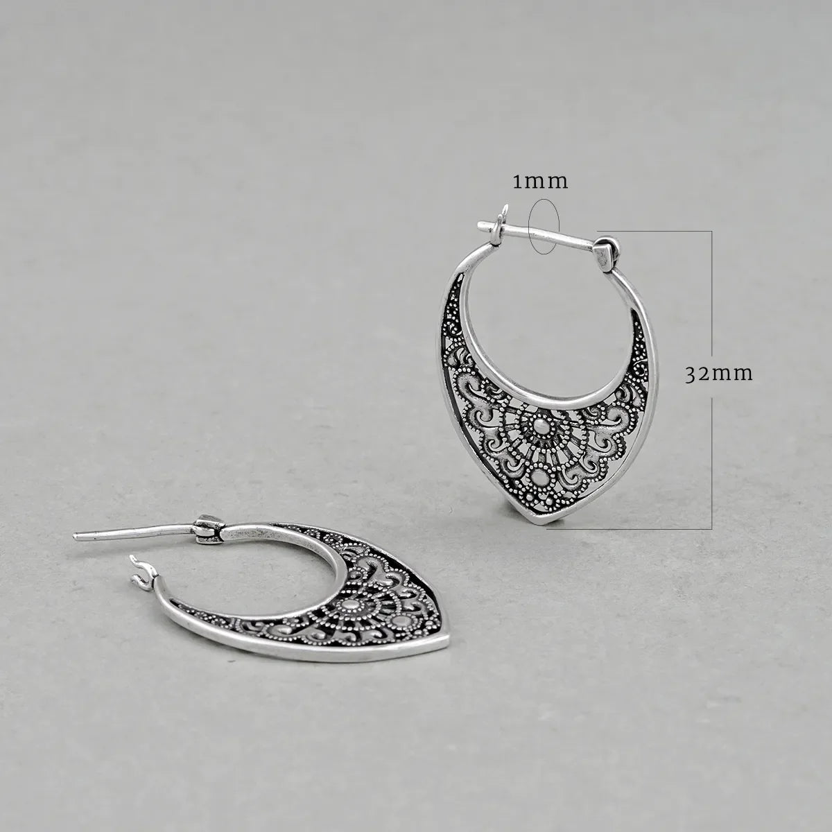 EXQUISITE MANDALA EARRINGS