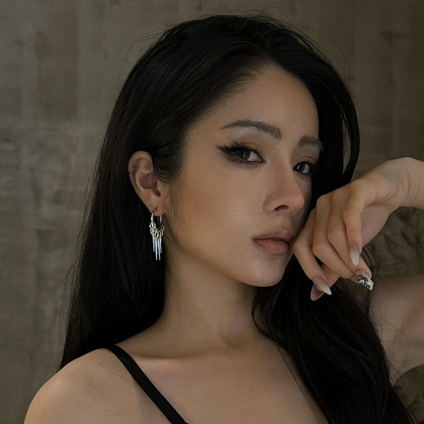 TAPERED CHIC EARRINGS
