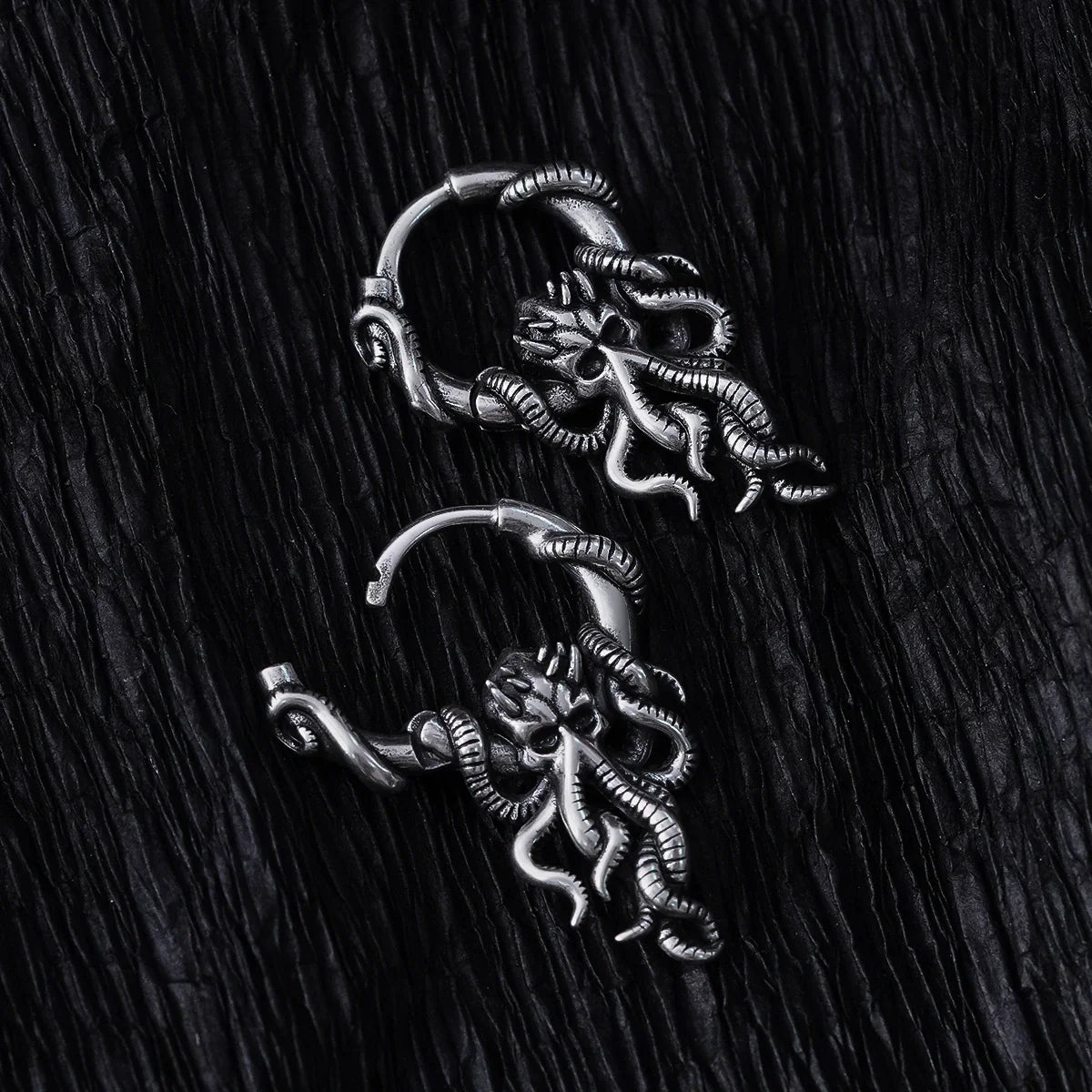 KRAKEN MYSTIQUE EARRINGS