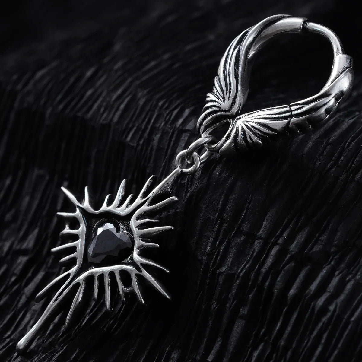 WINGED HEARTBURST EARRINGS