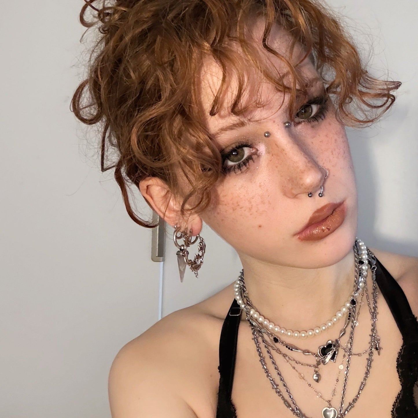 CRYSTAL PRISMATIC EARRINGS