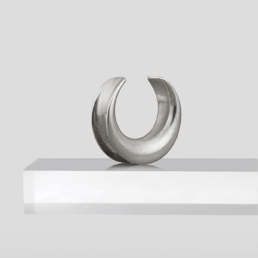 LUNAR ECLIPSE TUNNELS