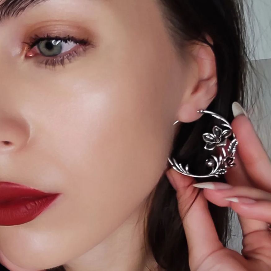 BLOSSOMING VINE EARRINGS