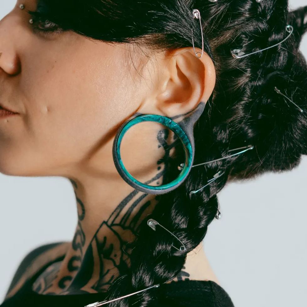 VIBRANT MARBLE PLUGS